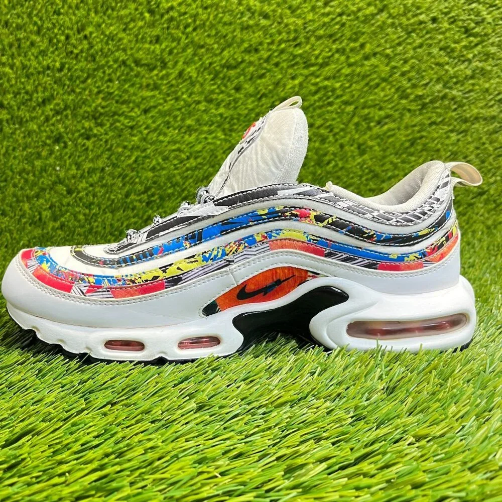 Nike refer pictures